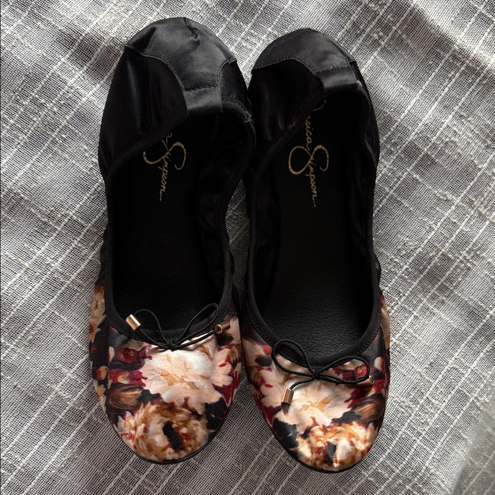 Jessica Simpson Black Floral Print Ballet Flats